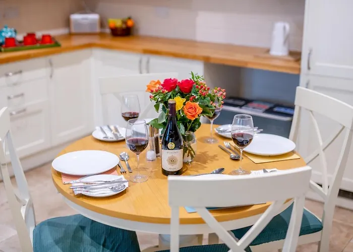 2 Bed In Oc-t34776 Leathley