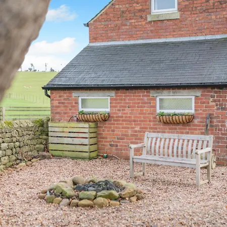 2 Bed In Oc-t34776 Holiday home